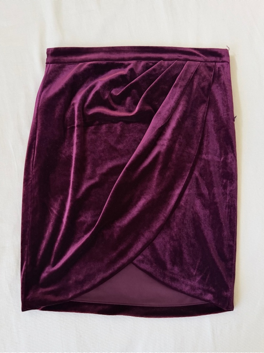 Forever 21 Womens Skirt Velvet Holiday Party Stretchy Casual Above Knee Short M